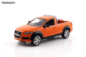 52-2006 Audi Q7 Abholen Typ (4L) Mattorange (Schuco-sk135).jpg