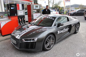 audi-r8-v10-plus-2015-c796607052017124935_3.jpg