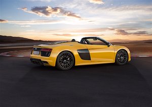 AUDI-R8-V10-Spyder-5604_11.jpg