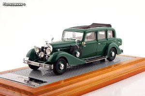 2-1937 Horch 851 Pullman-Limousine (Ilario).jpg
