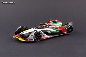 10-2018 Audi e-tron FE05 Formula E  (Minichamps).jpg