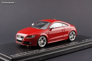 13-2008 Audi TTS Coupe Typ (8J) Brillantrot (LookSmart).jpg