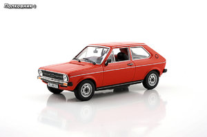 36-1974 Audi 50 Typ (86) Rot (Minichamps).jpg