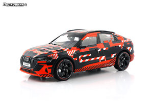 37-2019 Audi e-tron Sportback Typ (GE) Prototype (iScale).jpg