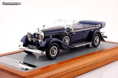 1-1933 Horch 8 Typ 750 Offener Tourenwagen (Ilario Models).jpg
