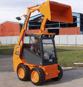 Locust-L453_b.jpg