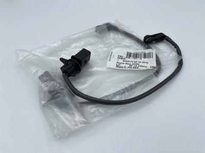 8W0 615 121 H-1.JPG