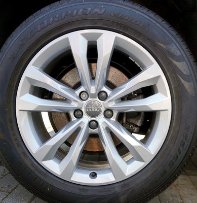 4M0 601 025 C 8Z8.jpg