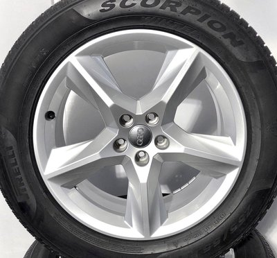 4M0 601 025 F 8Z8.jpg