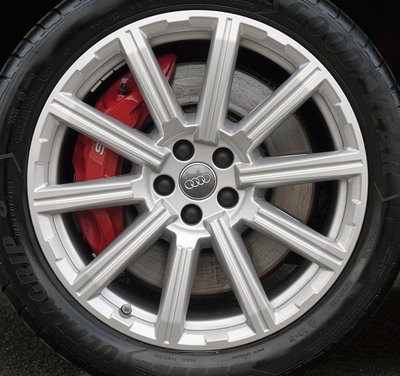 4M0 601 025 AE 8Z8.jpg