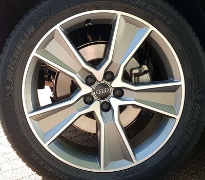 4M0 601 025 R 8AU.jpg