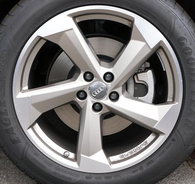 4M0 601 025 AF XC8.jpg