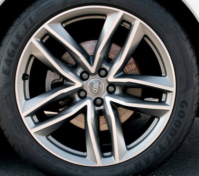 4M0 601 025 T 8AU.jpg