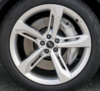 4M0 601 025 AA LD8.jpg