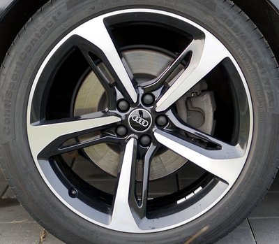 4M0 601 025 CF AX1.jpg