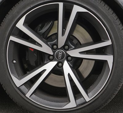 4M0 601 025 BT LT7.jpg