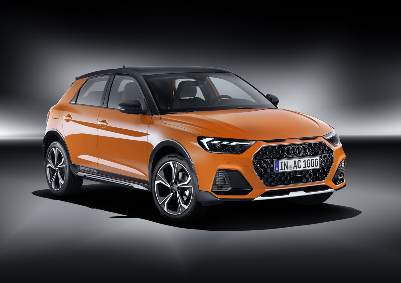 Static photo,<br />
Colour: Pulse orange