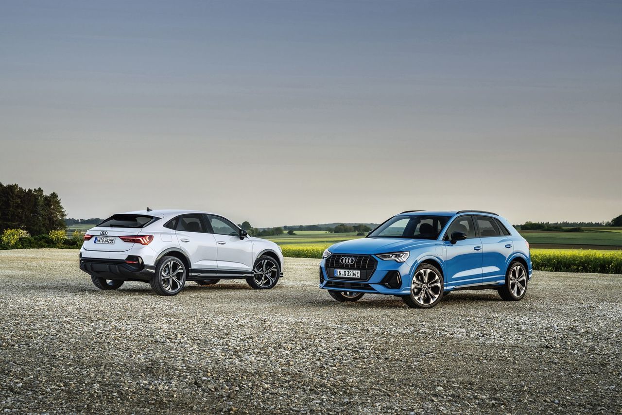 Что такое квадроробика. Audi кроссовер гибрид. 2022 Audi q3 45. Ауди паркетник две тысячи двадцать два. Автомобиль внедорожный 77.