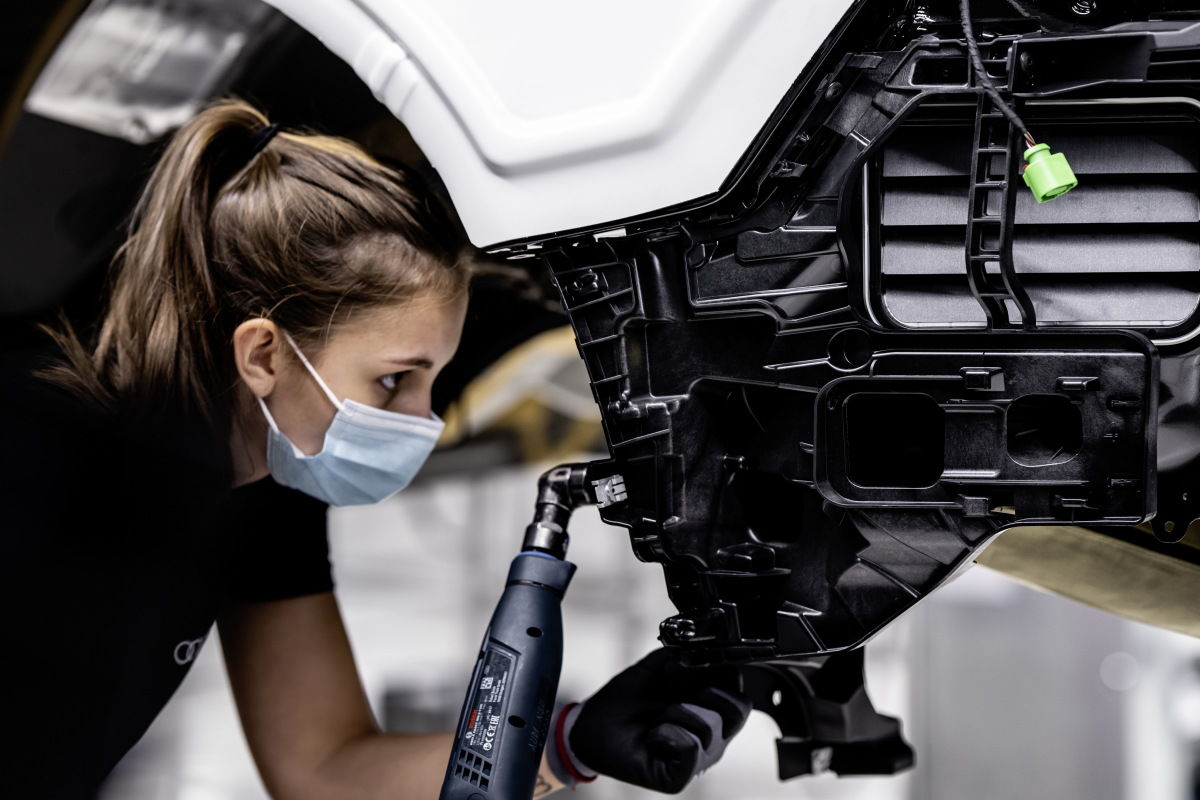 The assembly facility of the Audi e-tron GT at Böllinger Höfe.