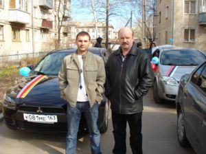 Я без усофф)))) Слева мой Лансер