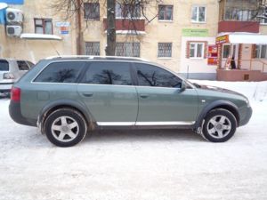 с боку на зимней резине