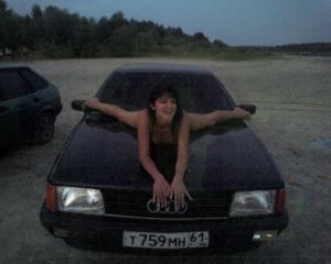 в 2002 моя ПЕРВАЯ  audi 100(c3) 2.2 газ-бензин  5 цилиндров 1984 г.в.