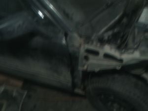 PIC120228004