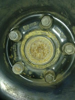 22052012843