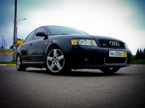 Audi A4 Black bullet