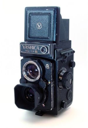 yashicamat124g1