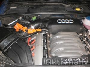 Audi S405