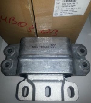 подушка двигателя - 3C0199555Q