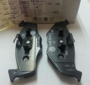 колодки передние - 6N0698151C