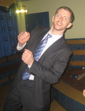 Люблю потанцевать)
