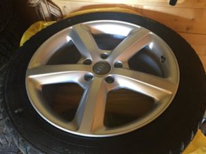 R20 275/45 продаю за 90 рублей липучка как новые.