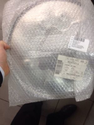 8K0 615 611A & 8K0 615 612AAUDI грязезащитные щитки — задние. абсолютно новые. в упаковке. до 330мм дисков подходят легко.