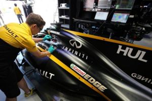 : <a href="http://twitter.com/bp_uk">twitter.com/bp_uk</a>