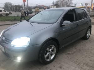 Golf 5 1.6at 2005