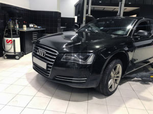Audi A8 4.2 FSI