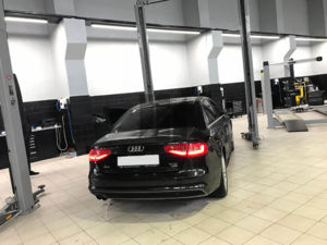 Audi A4 0B5 DL501
