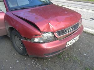 авто после небольшого дтп. 95г.в