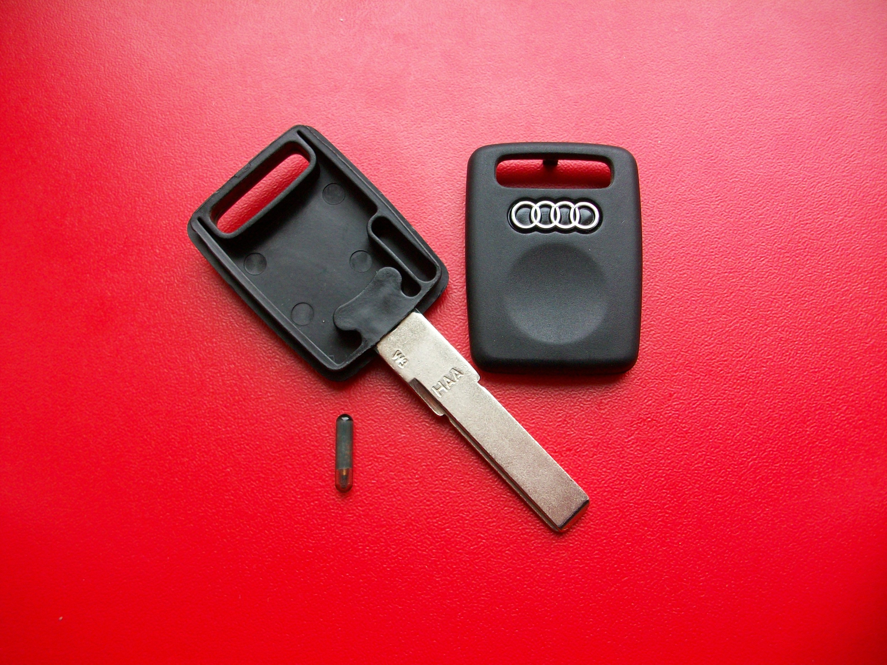 Чип иммобилайзера в ключе. Ауди а5 ключ зажигания. Чип иммобилайзера Audi a6. Ключ Ауди 100 с4. Ауди а4 2000 чип иммобилайзера в Ключе.